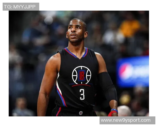 保罗现身赌城观看马刺与雷霆NBA杯半决赛引发关注